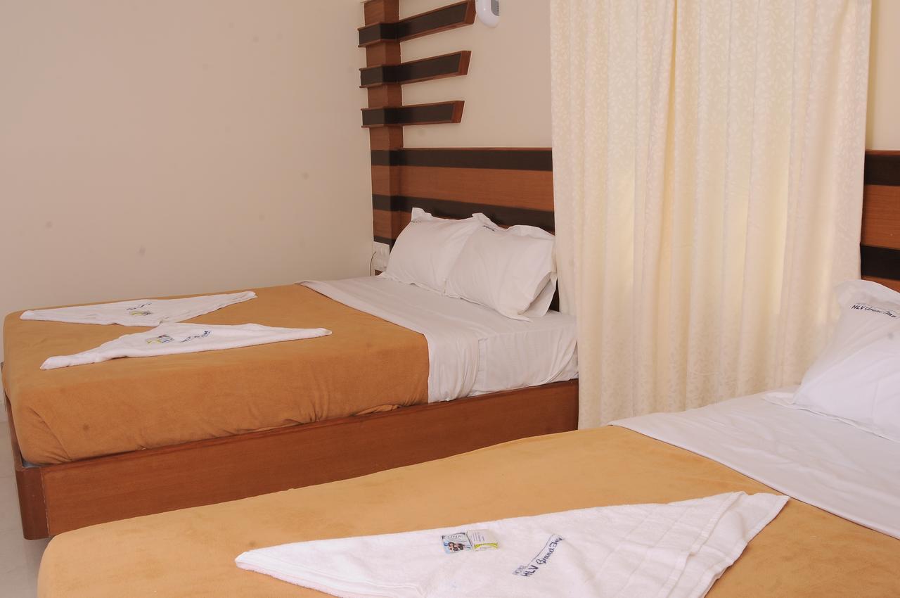 Hlv Grand Inn Бангалор Экстерьер фото